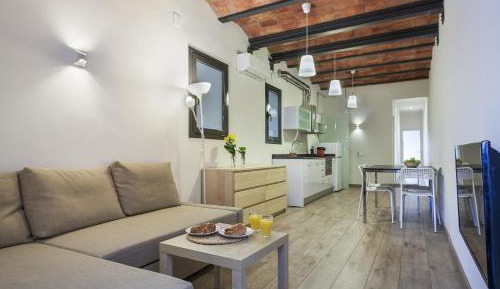 Two-Bedroom Apartment (4 Adults)