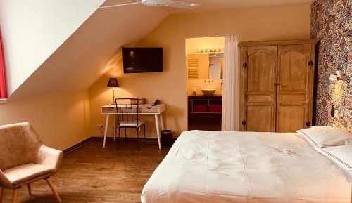 Comfort Double Room with Shower