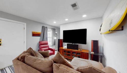 One Bedroom Apartment