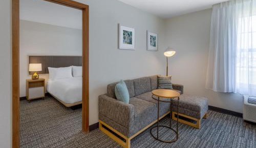 One-Bedroom Queen Suite with Sofa Bed