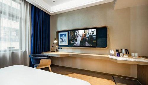 Light Double Room