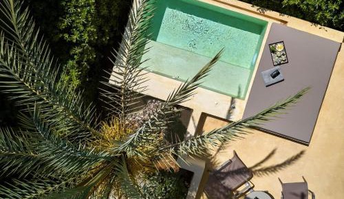 VIP Maisonette with Outdoor Jacuzzi 