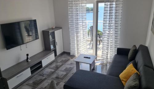 Studio Apartment with Sea View