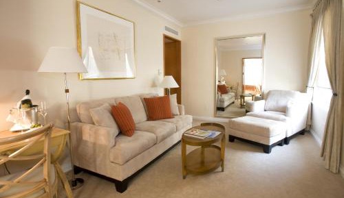 Campton 1 Bedroom Suite King Bed