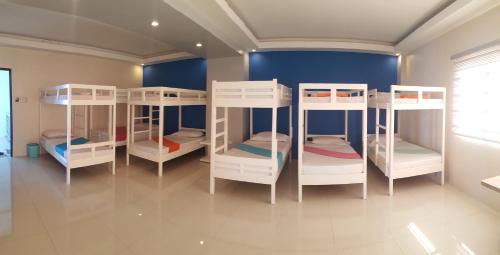 Mixed Dormitory Room