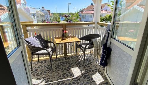 Double Room with Balcony and Sea View