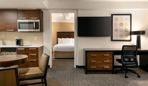 Queen Suite with Two Queen Beds