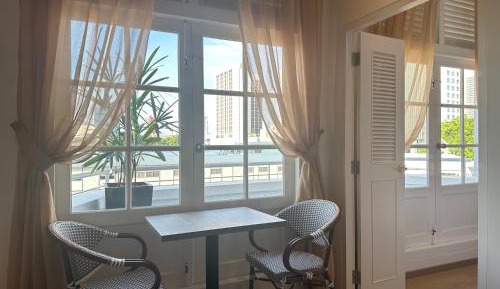 One Bedroom Rochor