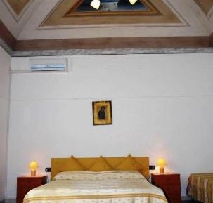 Double or Twin Room with Private External Bathroom