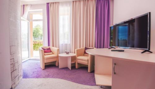 Luxury Suite