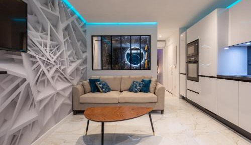 One-Bedroom Apartment