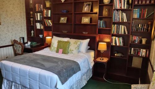 Deluxe Double Room with Castle View