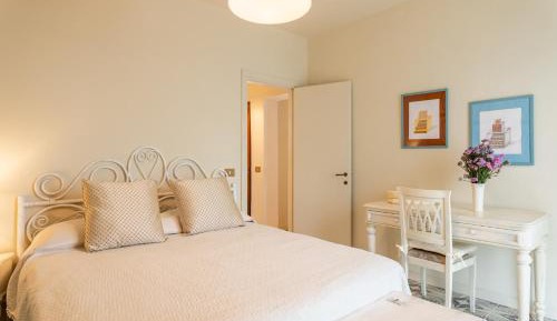 Three-Bedroom Superior Apartment