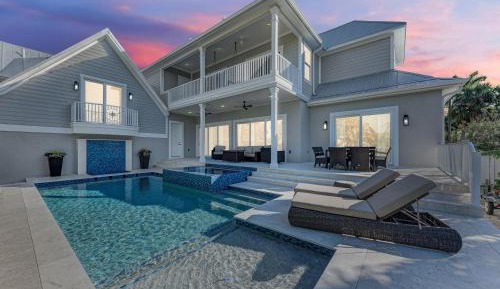 Four-Bedroom Holiday Home