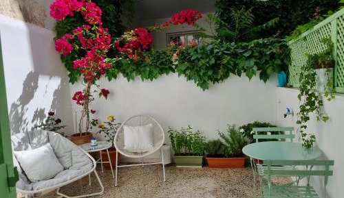Studio with Terrace