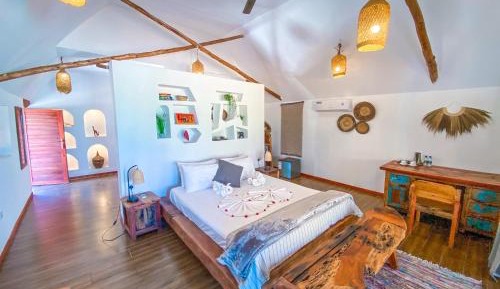 Deluxe Suite with Sea View