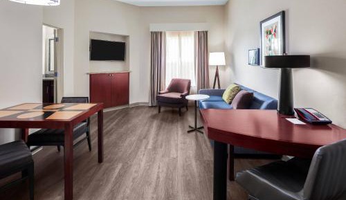 Larger One Bedroom, 1 Bedroom Larger Suite, 1 King, Sofa bed