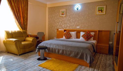 Deluxe King Room