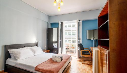 Standard Double Room with Shared Bathroom