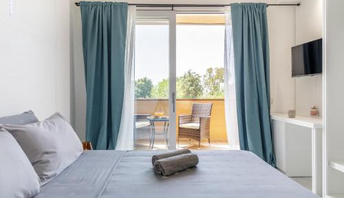Deluxe Double Room with Balcony