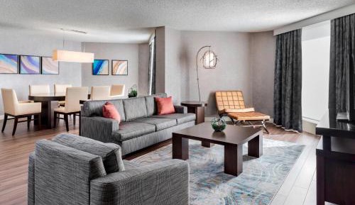 1 Bedroom Suite, 1 King