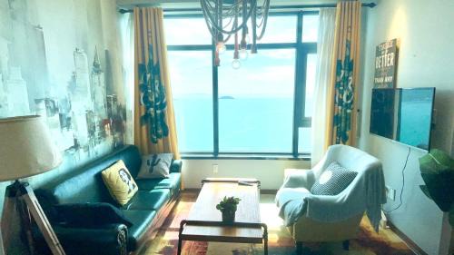 Two-Bedroom Apartment with Sea View