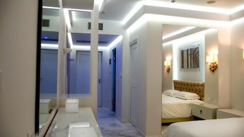 Deluxe Room with Sea View