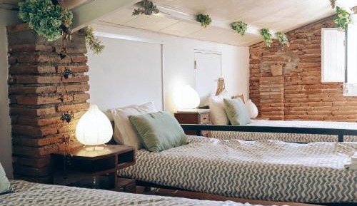 Quadruple Room with Private Bathroom