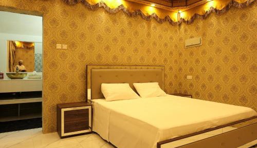 Superior King Room