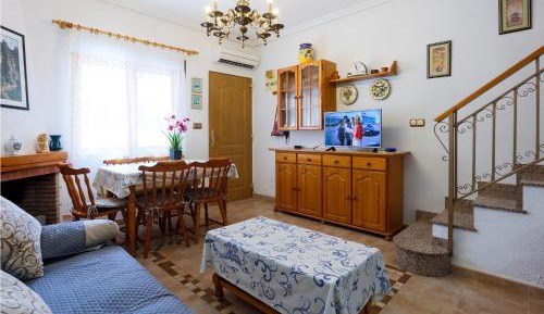 Three-Bedroom Holiday Home 