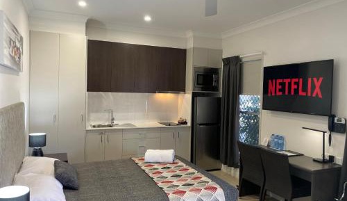 Spacious Twin Studio with Kitchenette