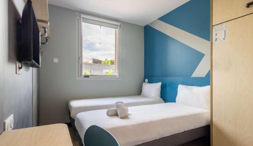 Triple Room with Two Single Beds and One Bunk Bed