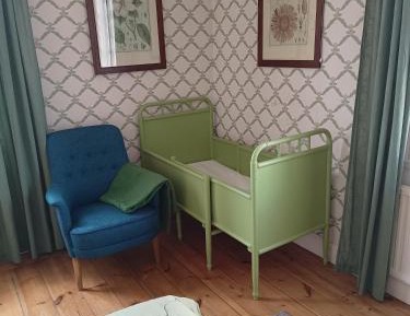 Double or Twin Room with Shared Bathroom
