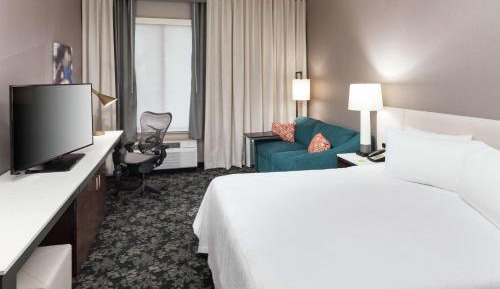 King Room with Sofa Bed - Non-Smoking