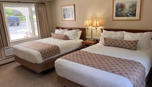 Queen Room with Two Queen Beds