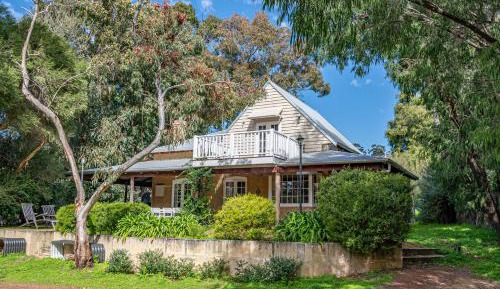 Three-Bedroom Holiday Home - SHEETS NOT INCLUDED