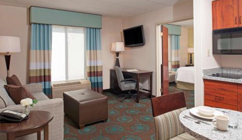 One-Bedroom King Suite with Kitchen - Non-Smoking 