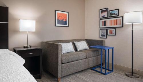 King Room with Sofa Bed and Study - Non-Smoking