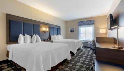 Queen Room with Two Queen Beds - Non-Smoking