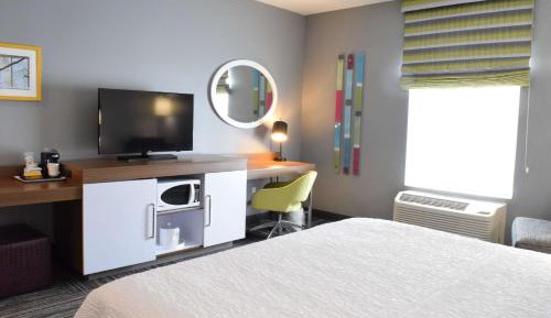 King Room - Hearing Access/Non-Smoking