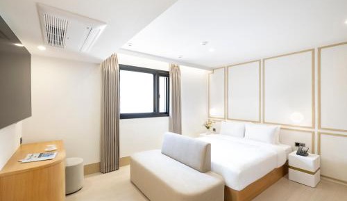 Deluxe Double Room with Bath
