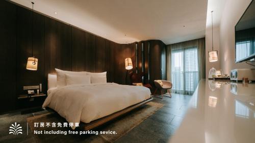 Double Room with View