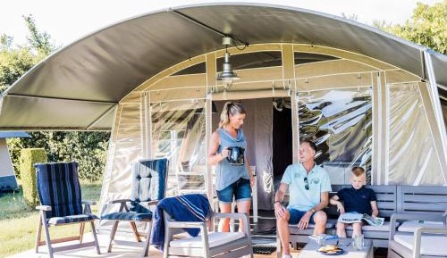 Three-Bedroom Holiday Home 
