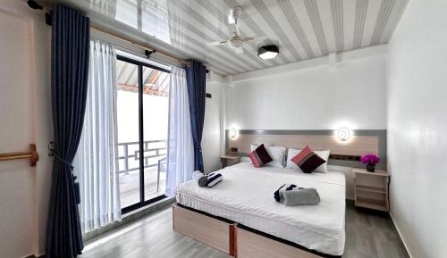 Deluxe Double Room with Balcony