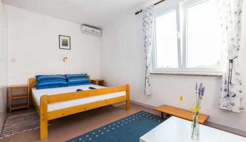 Studio Apartment with Sea View