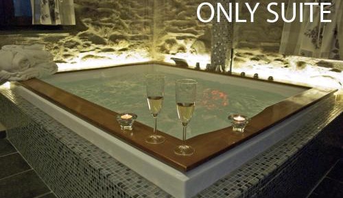 Suite with Spa Bath