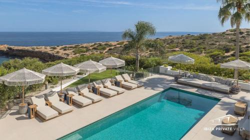 Villa with Sea View
