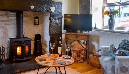 Two-Bedroom Holiday Home