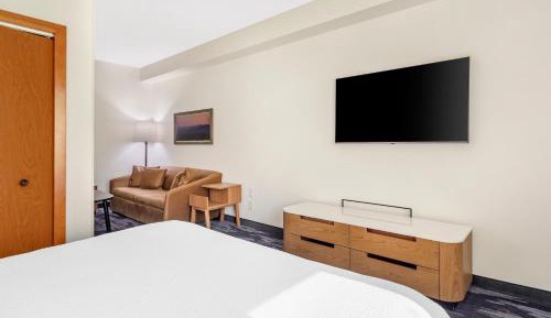 Standard King Room