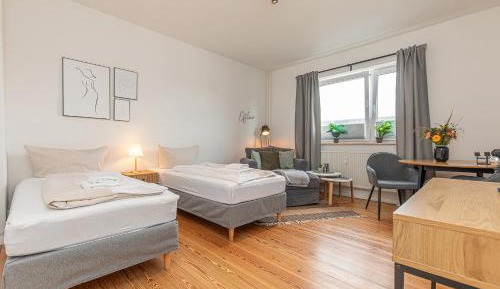 Apartment with Balcony
